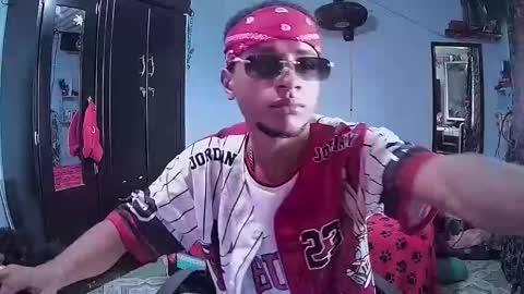 Sebastian online show from 8, 3, 2026