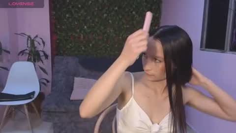 Snapshot of sexy_ailin chatting on 8, 7, 2026 Ailin online show from 8, 7, 2026