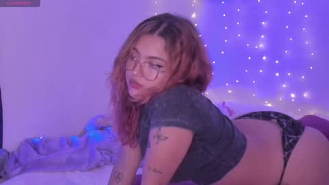 Snapshot of sexy_and_naughty_girl chatting on 15, 1, 2025 Lucy  Annyy online show from 15, 1, 2025