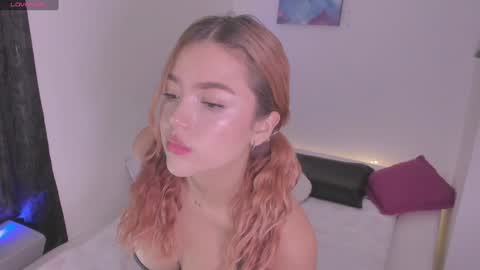 Snapshot of sexy_and_naughty_girl chatting on 5, 2, 2025 Lucy  Annyy online show from 5, 2, 2025