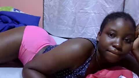 sexy butt1 online show from 28, 12, 2024