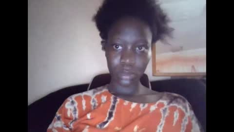 sexy_butty01 online show from 17, 10, 2025