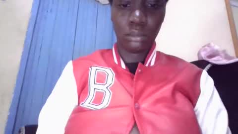 sexy_butty01 online show from 9, 3, 2026