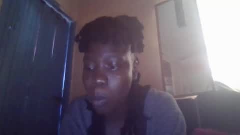 sexy_butty01 online show from 13, 4, 2026