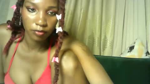 sexy_chocoy05 online show from 25, 11, 2025