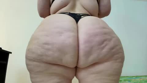 Snapshot of sexy_curvi chatting on 24, 1, 2025 karla           instagram  online show from 24, 1, 2025