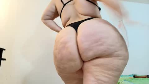 Snapshot of sexy_curvi chatting on 14, 2, 2025 karla           instagram  online show from 14, 2, 2025