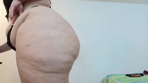 Snapshot of sexy_curvi chatting on 20, 2, 2025 karla           instagram  online show from 20, 2, 2025