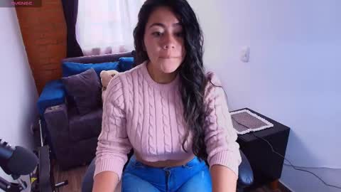 Snapshot of sexy_kendall24 chatting on 16, 2, 2026 laura online show from 16, 2, 2026