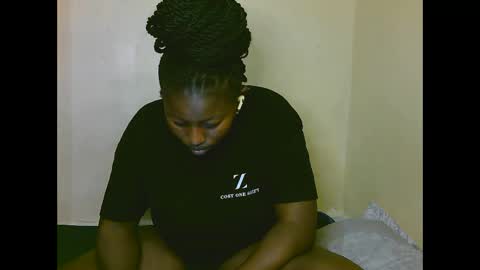 sexy_latasha online show from 16, 10, 2025