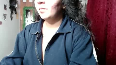 sexy lolas online show from 21, 1, 2025