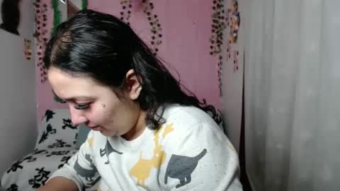 sexy lolas online show from 10, 3, 2025