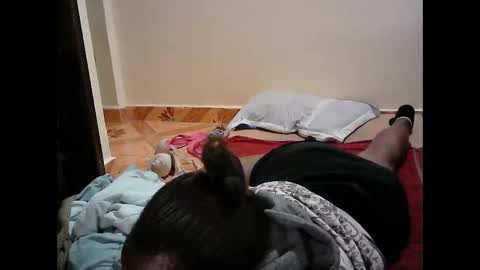 sexy_lunah online show from 4, 5, 2026