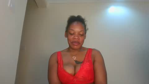 sexy_lyna online show from 5, 4, 2026