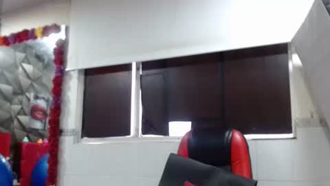 MARIPOSA online show from 12, 11, 2025