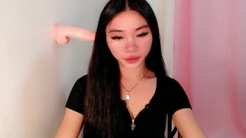 mika online show from 28, 2, 2025