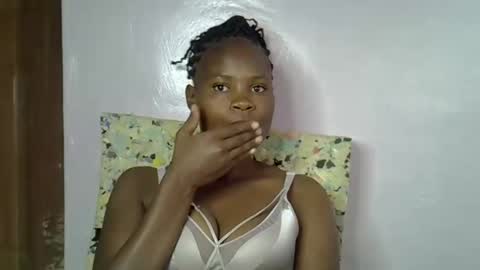 Molyne online show from 10, 2, 2026