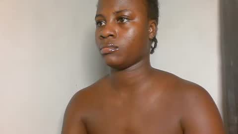 Snapshot of sexy_petitqueen chatting on 26, 2, 2026 sexy_petitqueen online show from 26, 2, 2026