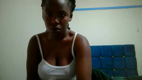 sexy_skyllah online show from 4, 2, 2026