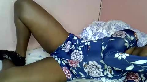 Snapshot of sexy_smiley12 chatting on 2, 3, 2026 sexy_smiley12 online show from 2, 3, 2026