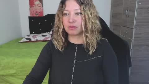 sexy_valeshca online show from 15, 5, 2026