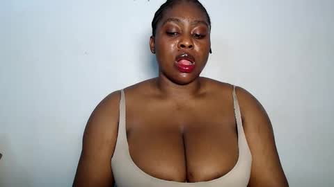 Snapshot of sexy_wetpussyy chatting on 3, 3, 2026 Luna online show from 3, 3, 2026