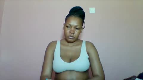 sexyapple2002 online show from 21, 9, 2025