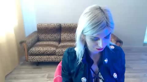 sexybeatriice online show from 18, 2, 2025