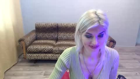 sexybeatriice online show from 23, 12, 2025