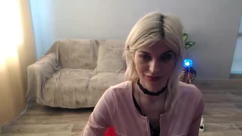 sexybeatriice online show from 5, 4, 2026