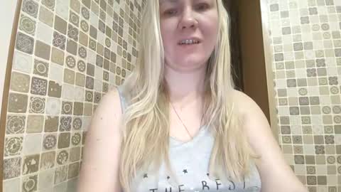 Lana online show from 1, 1, 2025