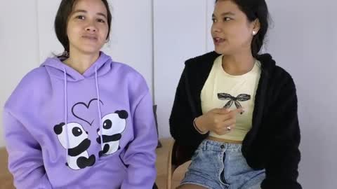 chanell and yina online show from 6, 4, 2026