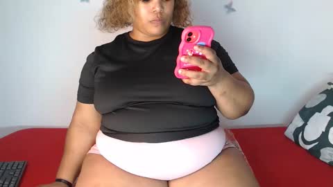 SEXYCHILL online show from 4, 12, 2025