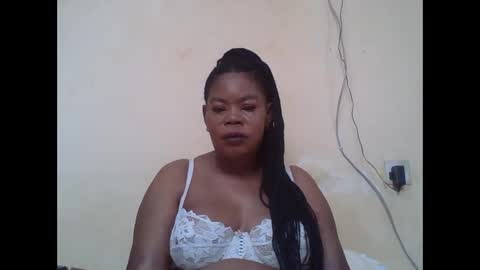 Snapshot of sexydove2 chatting on 16, 1, 2026 EMILY online show from 16, 1, 2026