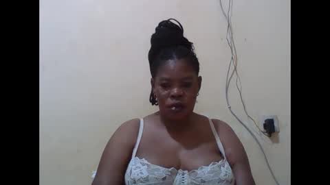 Snapshot of sexydove2 chatting on 16, 1, 2026 EMILY online show from 16, 1, 2026