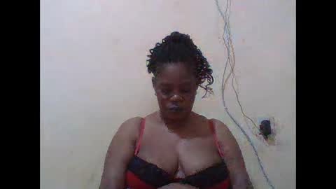 Snapshot of sexydove2 chatting on 15, 2, 2026 EMILY online show from 15, 2, 2026