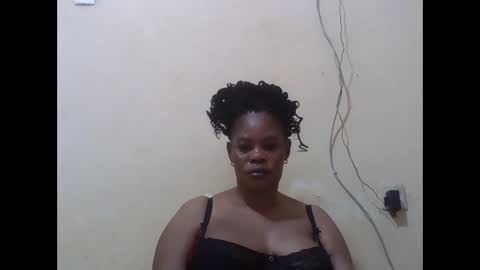 Snapshot of sexydove2 chatting on 18, 2, 2026 EMILY online show from 18, 2, 2026