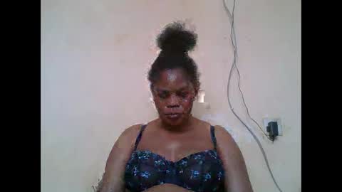 Snapshot of sexydove2 chatting on 26, 2, 2026 EMILY online show from 26, 2, 2026