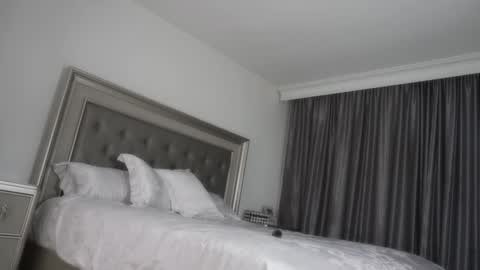 Vanessa  online show from 29, 12, 2024