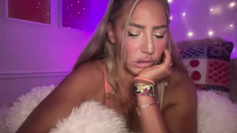 Ashley Love online show from 5, 6, 2026