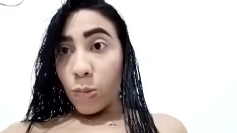 Snapshot of sexygril01 chatting on 12, 10, 2025 sexygril01 online show from 12, 10, 2025