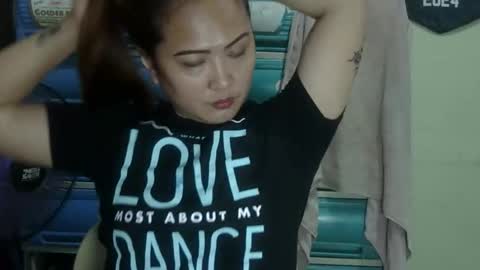 Snapshot of sexyhot_mama4you chatting on 27, 11, 2025 sexyhot_mama4you online show from 27, 11, 2025