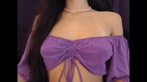 Snapshot of sexyideusa chatting on 4, 2, 2025 Sexy online show from 4, 2, 2025