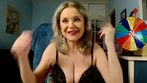 Jenny online show from 7, 12, 2024