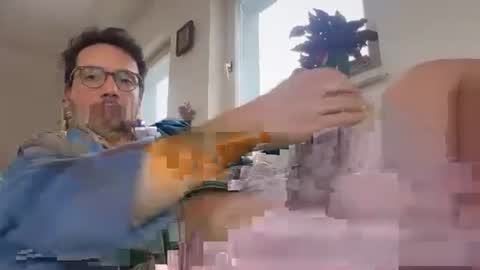 sexyleo8282 online show from 6, 2, 2026