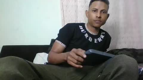 Snapshot of sexyleon69 chatting on 5, 2, 2025 Sexy leon online show from 5, 2, 2025