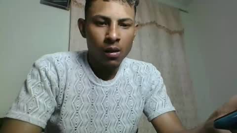 Snapshot of sexyleon69 chatting on 12, 2, 2025 Sexy leon online show from 12, 2, 2025