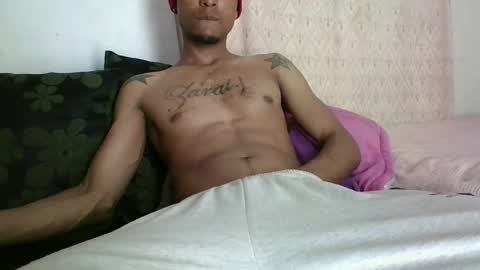 Snapshot of sexyleon69 chatting on 14, 3, 2026 Sexy leon online show from 14, 3, 2026