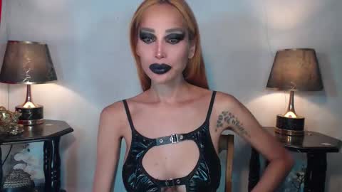 Queen Sofia online show from 15, 4, 2026