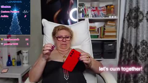 sexylynette4u online show from 12, 12, 2024